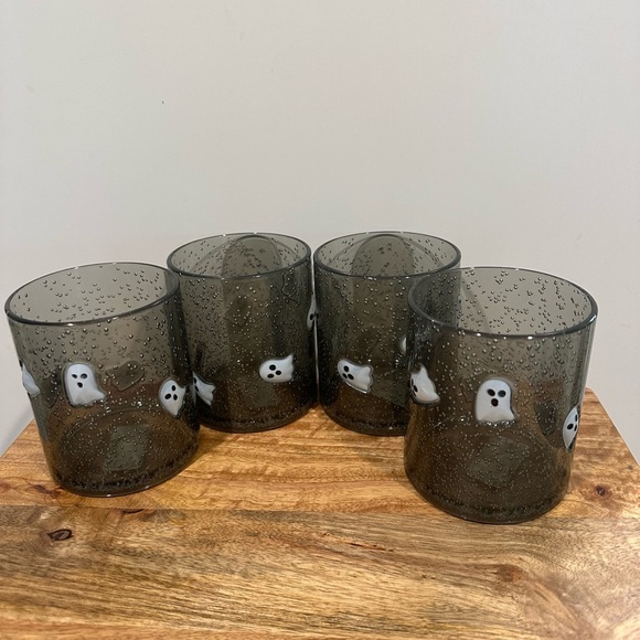 VIRAL Ghost Halloween Drinking Cups Set Of 4 - Picture 1 of 4